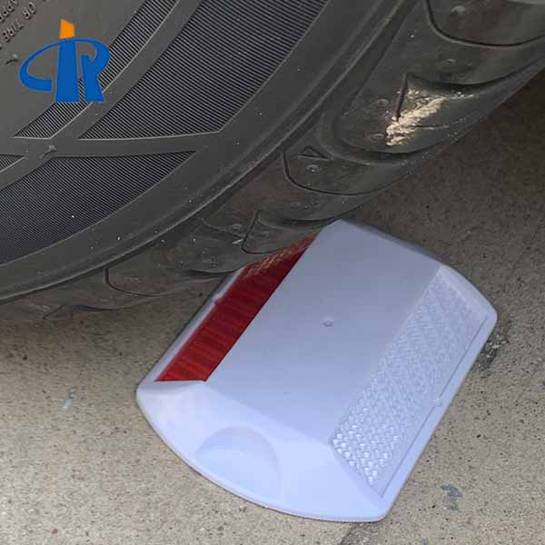 Hot Sale Half Circle Solar Road road stud reflectors For Car Park